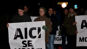 Suceava: Cinci sute de persoane au participat la un marş de protest la 