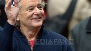 Bill Murray a aruncat de furie, de pe terasa unei clădiri, telefoanele unor fani care îl fotografiau