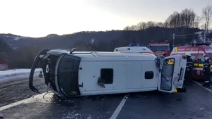Cinci persoane, între care doi copii, rănite în accident pe DN 66, în Hunedoara | FOTO