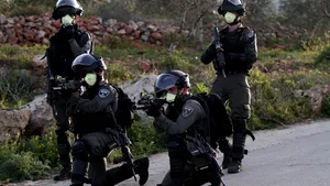 Poliţia israeliană arestează peste 300 de oameni prezenţi la o adunare religioasă