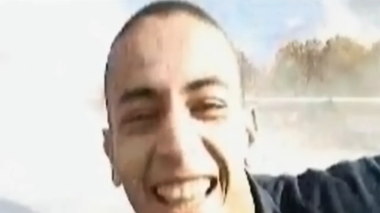 Primele imagini cu autorul atacurilor din Franţa: Mohamed Merah susţine că are o misiune din partea Al-Qaida - VIDEO