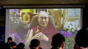 Ce mesaj a transmis Dalai Lama la adresa liderilor chinezi în contextul conflictului mocnit cu Taiwanul