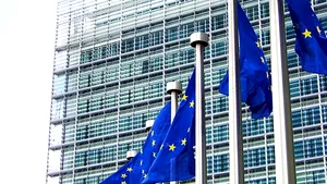 Parlamentul European aprobă propunerea CE privind repartizarea a 120.000 de imigranţi extracomunitari