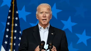 Biden va elimina interdicţia persoanelor transgender de intra în armată. Interdicţie ce s-a bucurat de sprijinul fostului preşedinte Donald Trump 