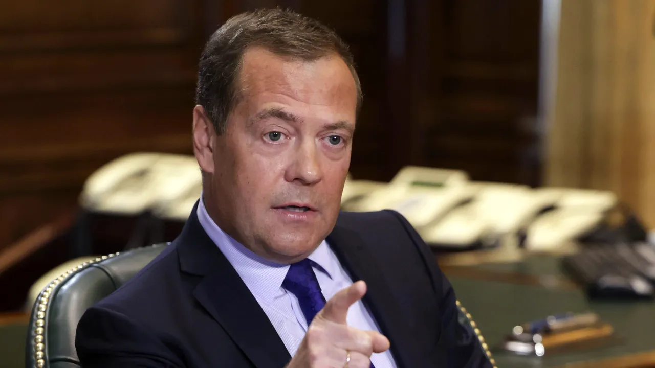 Medvedev, după conversaţia Trump-Putin: 