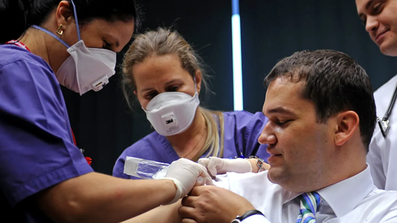 Dozele de vaccin împotriva gripei porcine sunt suficiente, potrivit ministrului Cseke