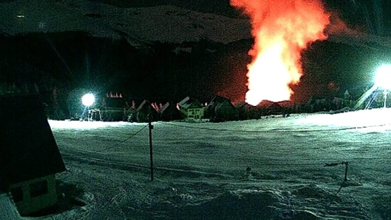 Stingerea incendiului de la Rânca a durat aproximativ cinci ore