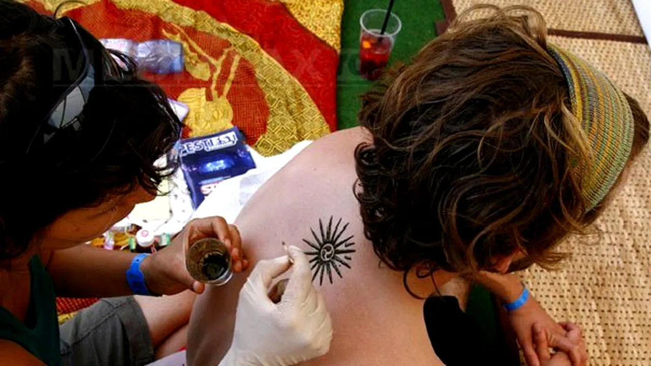 Tatuajele temporare cu 