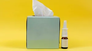 Studiu: Un spray nazal obișnuit ar putea preveni infectarea cu Covid-19