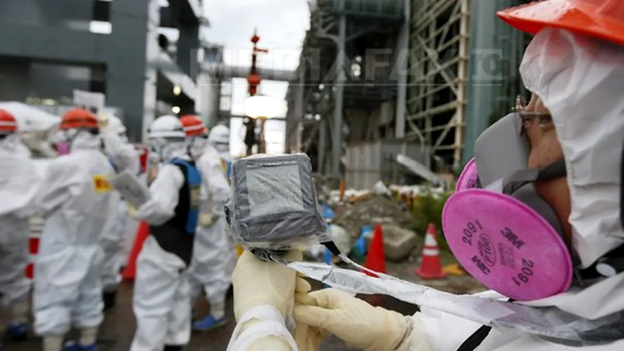 VIDEO Persoane evacuate din zona centralei de la Fukushima, ÎNDRUMATE să se întoarcă în casele abandonate pentru a nu pierde subvenţiile