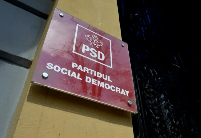 Breaking News Liderii PSD se întâlnesc pentru a decide continuarea sau ieșirea de la guvernare. Biroul Permanent convocat după tensiunile din Coaliție privind ceremoniile pentru Ion Iliescu