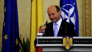 Traian Băsescu a împlinit astăzi 61 de ani. Ce urări a primit preşedintele României din partea liderilor politici