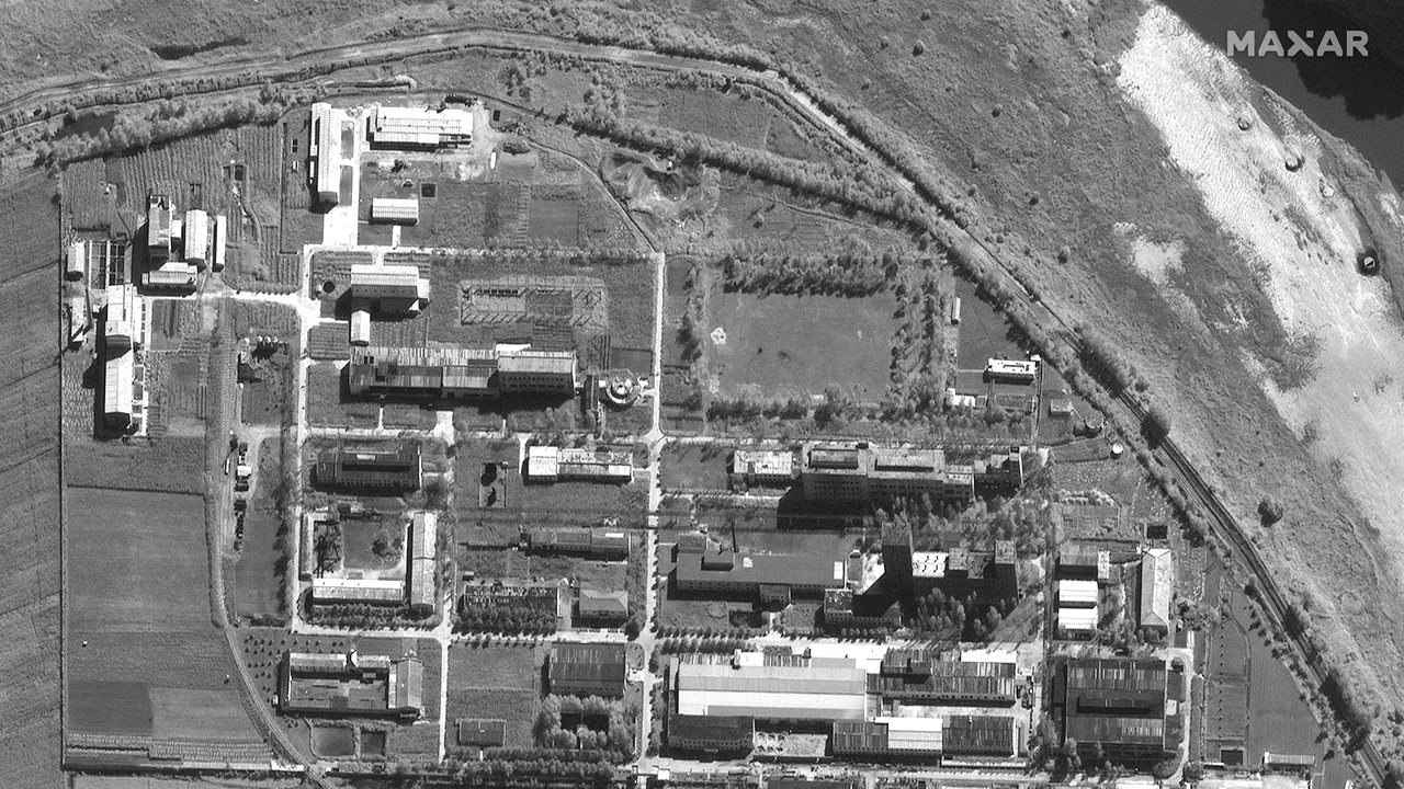 Coreea de Nord îşi extinde bazele nucleare. Fotografiile prin satelit au surprins cum nord-coreenii îmbogăţesc în secret uraniul