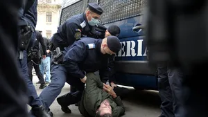Amendă uriaşă pentru un brăilean care şi-a alungat soţia de acasă şi nu a respectat carantina
