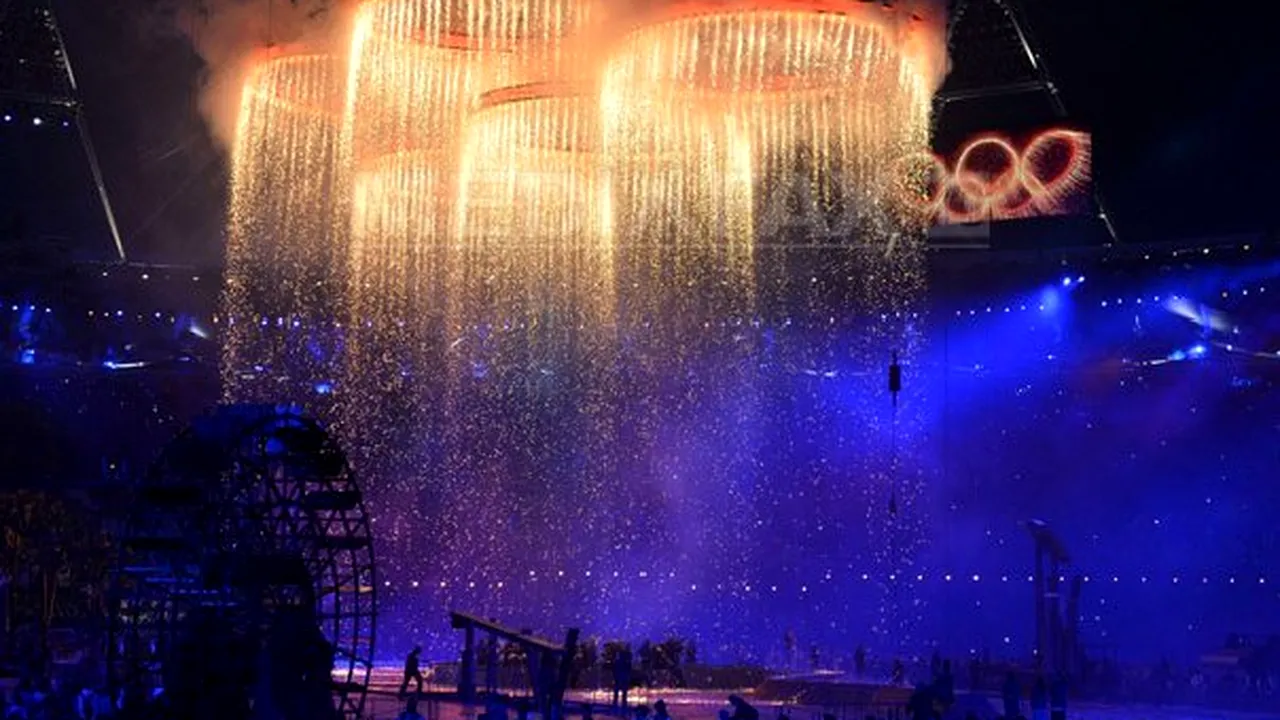 JOCURILE OLIMPICE 2012: Ceremonia de deschidere. Sportivii români au fost susţinuţi din tribune de premierul Victor Ponta - GALERIE FOTO
