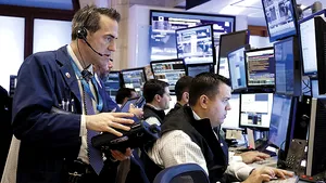 Analist: Rezultatul primului tur din Franţa va avea un impact limitat asupra pieţelor 