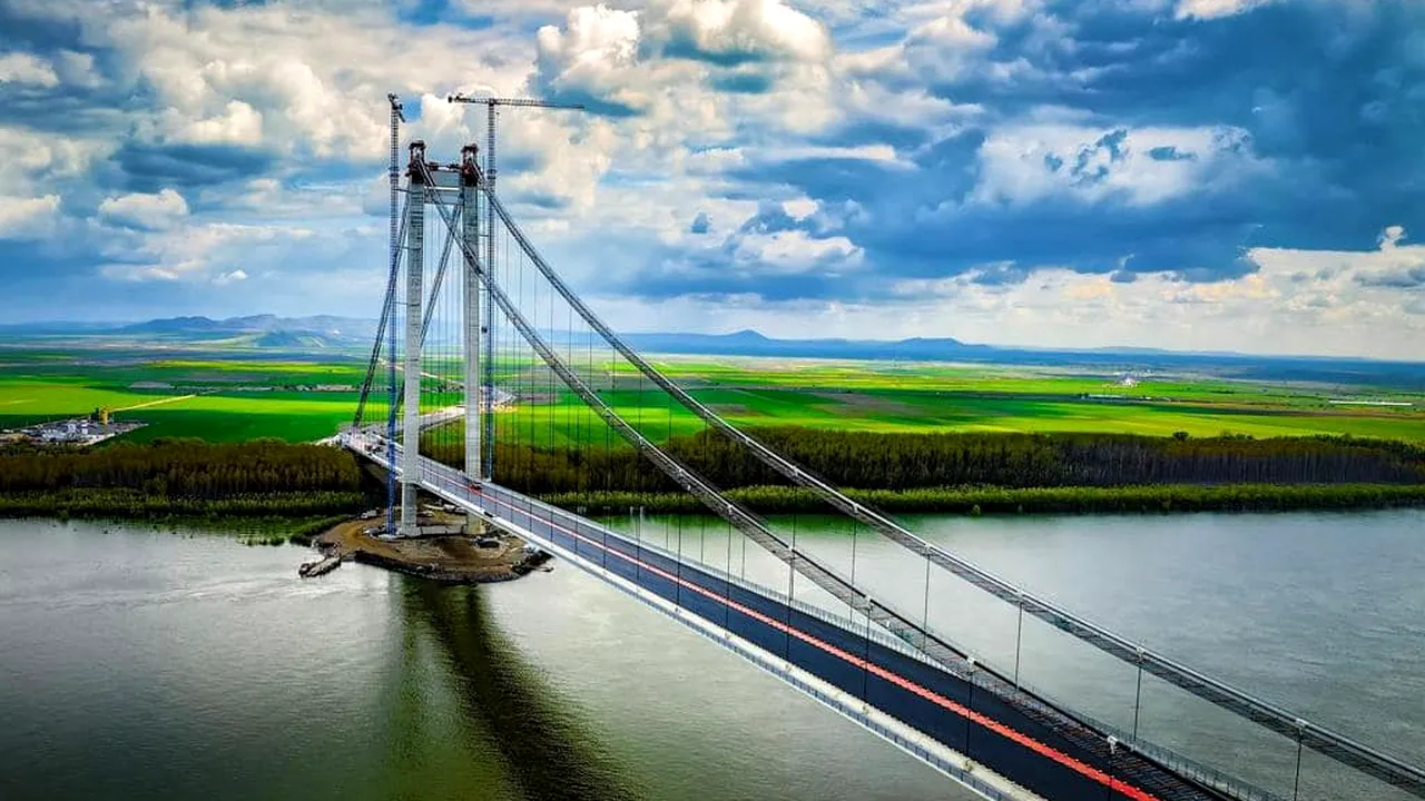 Propunere: cea mai înaltă construcţie din România ar putea fi alee pietonală