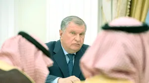 Miliardari, spioni, petrolişti. Cum arată boardul Rosneft, cel mai mare producător de petrol din Rusia. Qatar intră în acţionariatul gigantului petrolier