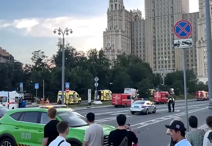 NEWS ALERT Explozie în apropierea unei cafenele din Moscova. Bilanțul preliminar: Trei morți și 15 răniți