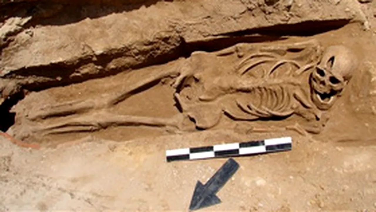 Craniul unei femei supuse unei trepanaţii în secolul al 3-lea, descoperit în Grecia