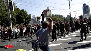 Alegeri prezidenţiale şi legislative vor avea loc pe 2 noiembrie în regiunile Doneţk şi Lugansk