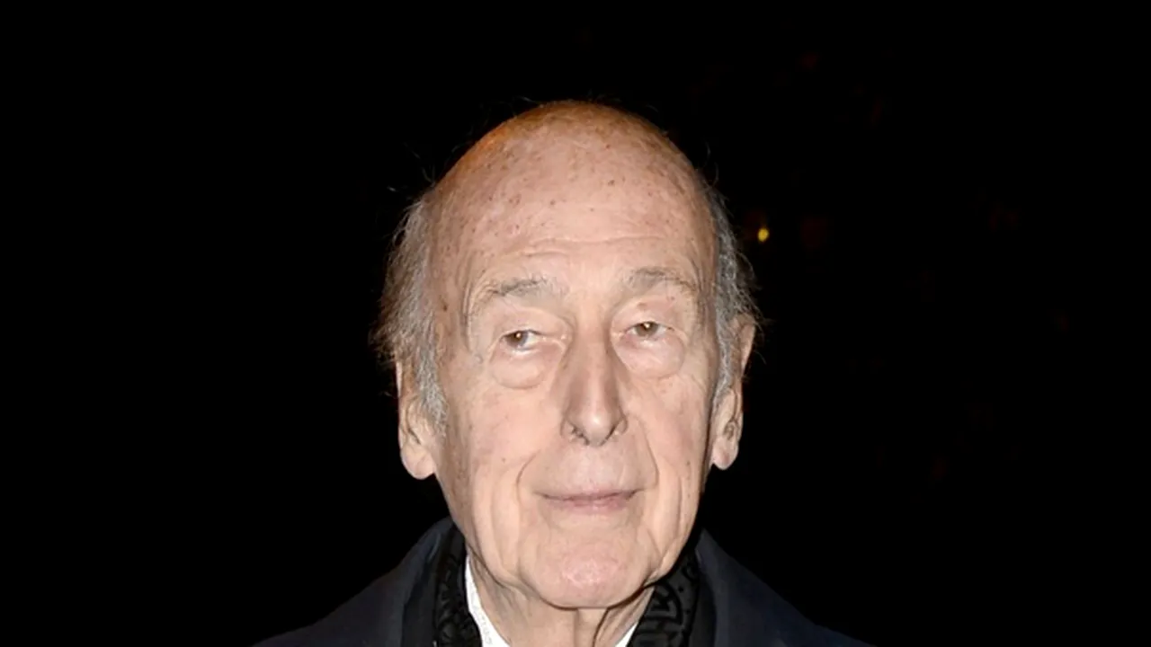 Vladimir Putin l-a primit pe Valéry Giscard d'Estaing