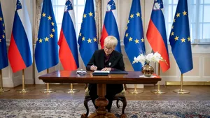 Slovenia va organiza alegeri parlamentare pe 22 martie