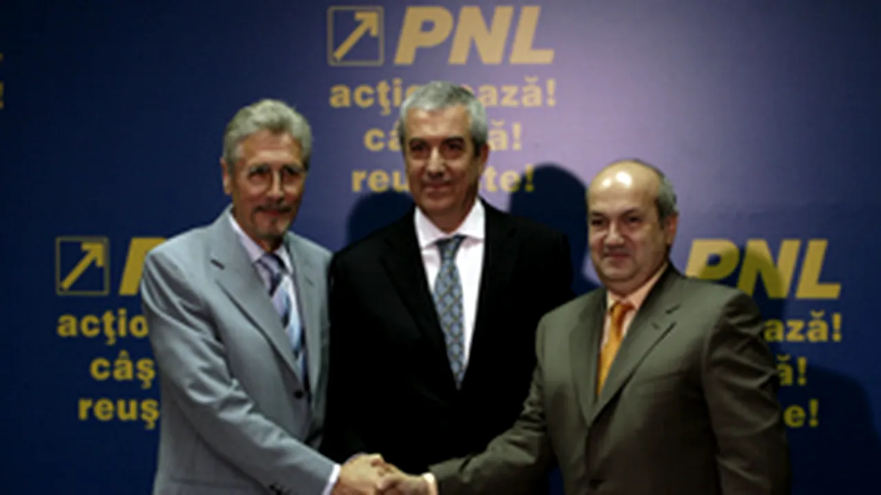 Pe 3 august se semnează protocolul pentru polul de centru dreapta