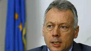 Borbely: PSD trebuia să discute cu partidele înainte de a vorbi de moţiune