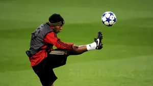 Hagi îl vrea pe Ronaldinho la Galatasaray