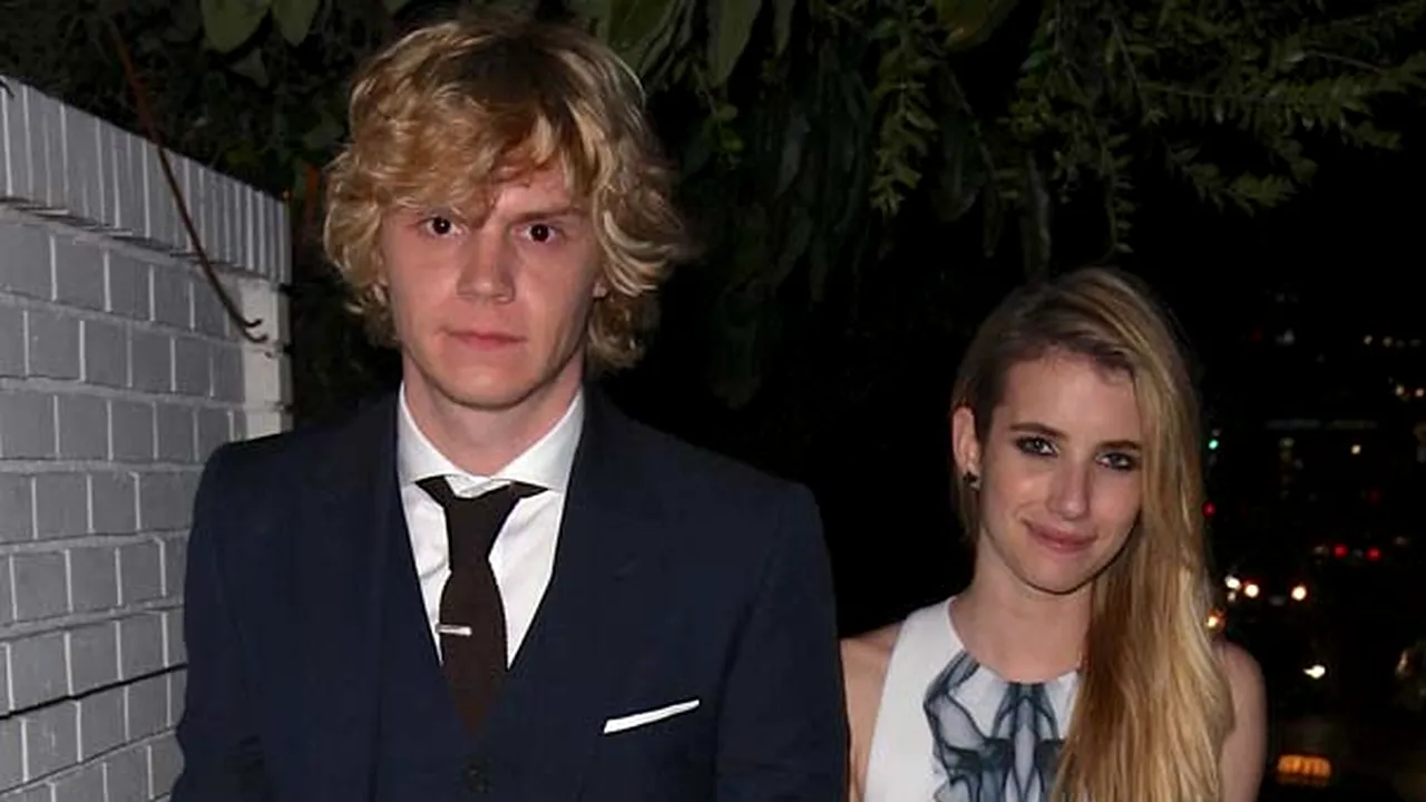 Actriţa Emma Roberts s-a logodit