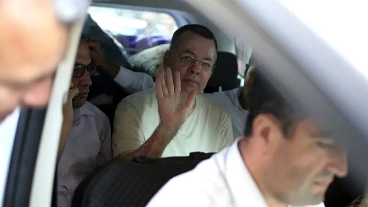 BREAKING | O instanţă din Turcia a dispus eliberarea pastorului american Andrew Brunson, pe fondul presiunilor SUA