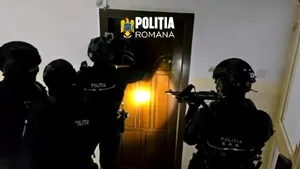 Percheziție în București: bărbat cercetat pentru mesaje de ură și propagandă fascistă
