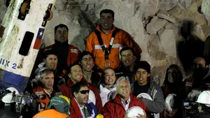 Toţi cei 33 de mineri şi şase salvatori au fost scoşi din mina San Jose