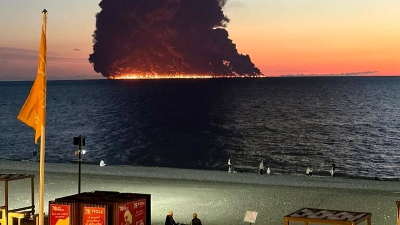 Atac asupra unui petrolier în Marea Neagră. Cei 23 de membri ai echipajului au fost salvați