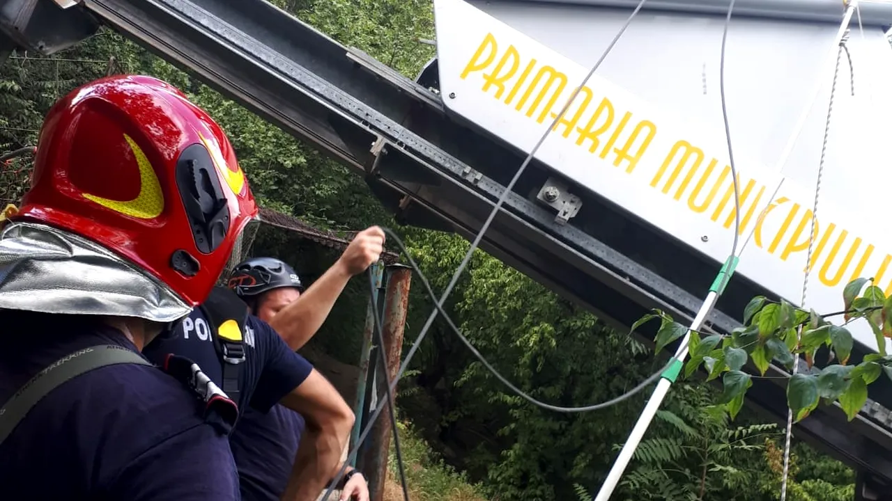 Blocarea telecabinei cu turişti la Cetatea Devei | Primărie: „A fost o scurtă cădere de tensiune, urmată de un şoc electric”