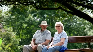 UDMR propune cumularea vechimii. Măsura ar ajuta femeile să iasă mai devreme la pensie