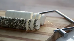 GALERIE FOTO Afacere cu produse din lapte de capră după reţete de inspiraţie franceză. Jumătate, la export