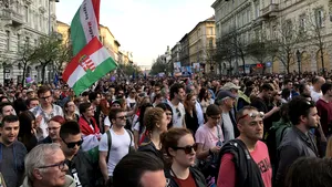 Protest în Ungaria. Mii de oameni s-au adunat la un miting organizat de rivalul lui Viktor Orban