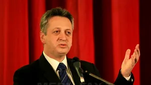 Liberalii ieşeni vor strânge semnături de la cei care dezaprobă reducerea salariilor şi pensiilor