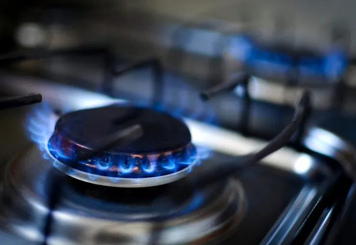 ECONOMIC Continuarea plafonării la gaze, pe agenda Guvernului. Ilie Bolojan: Sper că mâine vom adopta o ordonanță care să asigure că prețul la gaz nu va crește