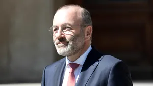 Europa este prea slabă pentru a-i face față lui Trump. Weber: Președintele SUA „slăbește puterea economică a Europei jucând cartea militară”