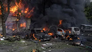 Doi morţi şi 18 răniţi în urma bombardamentelor din regiunea Doneţk