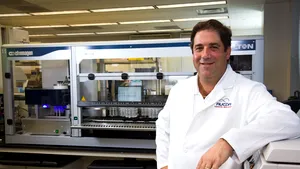 Dezvoltatorul primului test rapid pentru coronavirus a murit la 51 de ani