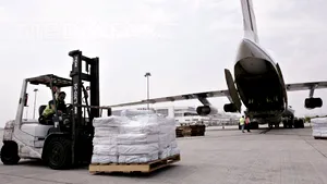 Un avion rusesc a adus ajutor umanitar în Siria şi va evacua cetăţeni CSI