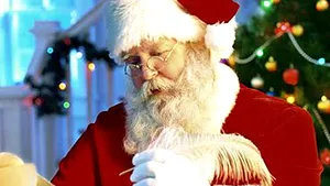 4000 de Moşi Crăciun participă la un marş în Capitală