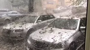 Fenomene extreme în România | Bilanţ IGSU: Şase copii din Sălaj evacuaţi. Zeci de acoperişuri distruse de grindină