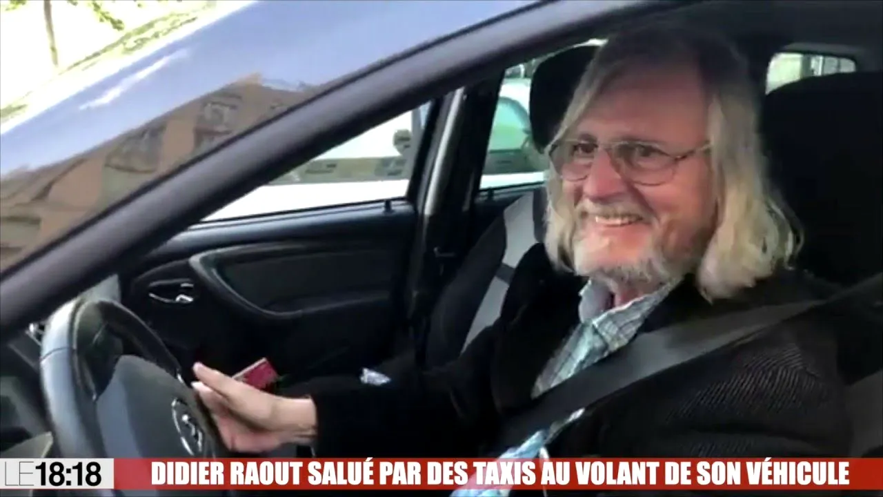 VIDEO Imagini virale in Franţa. Profesorul Didier Raoult, aclamat de şoferii de taxi