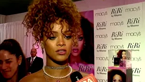 Lansarea oficială a noului parfum al Rihannei, întreruptă de un grup de activişti ecologişti - VIDEO