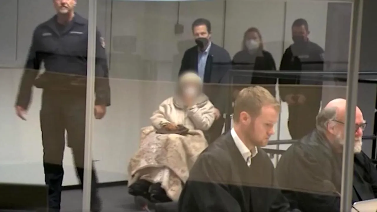 Fostă secretară a unui lagăr de concentrare nazist, condamnată la doi ani de închisoare

